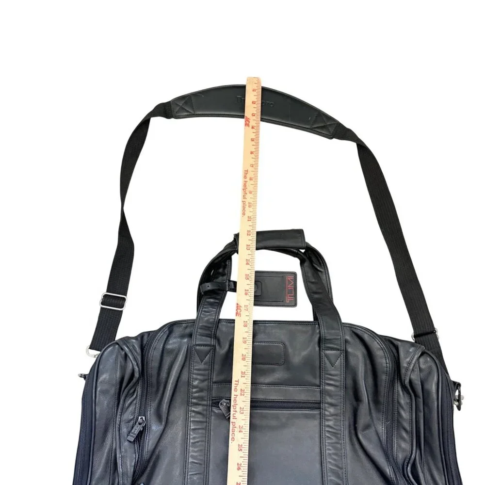 Tumi Unisex Adult Duffle Weekender Bag Black Leather Expandable 978D3 RARE